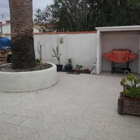 Holiday home Alberes 61-b Empuriarent Empuriabrava