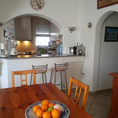 Holiday home Alberes 61-b Empuriarent Empuriabrava